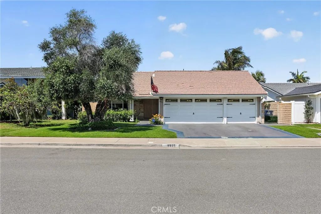 8631 Larkport Drive, Huntington Beach, CA 92646