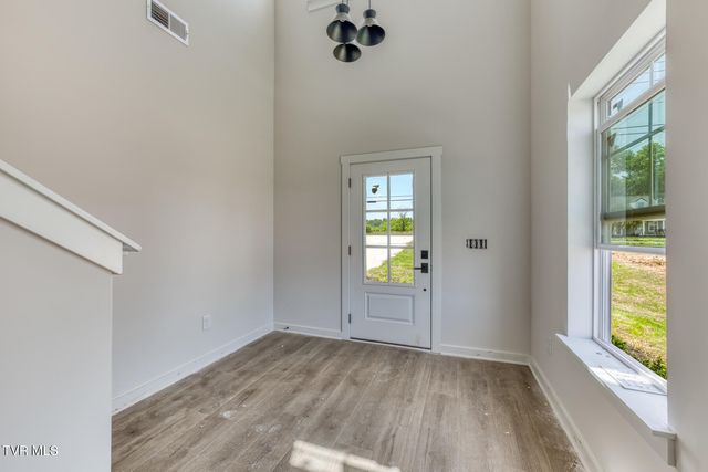 631 East Main Street, Jonesborough, TN 37659