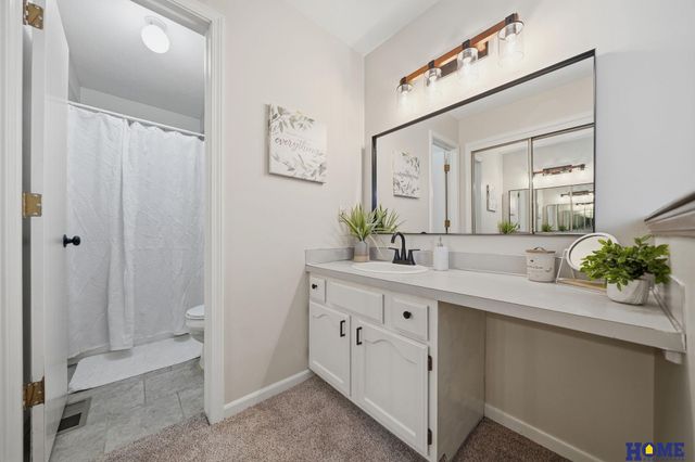 4316 Faulkner Court, Lincoln, NE 68516