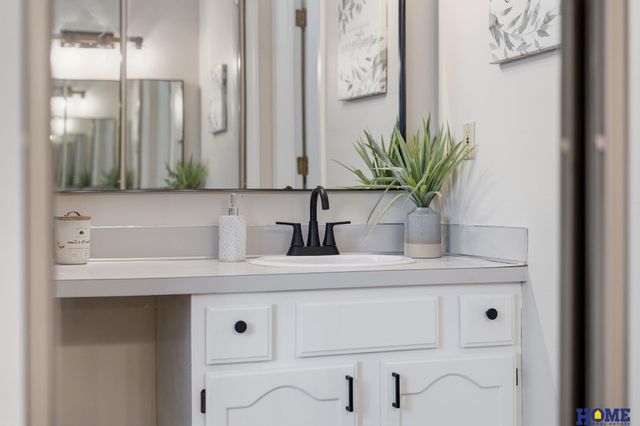 4316 Faulkner Court, Lincoln, NE 68516