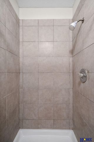 4316 Faulkner Court, Lincoln, NE 68516