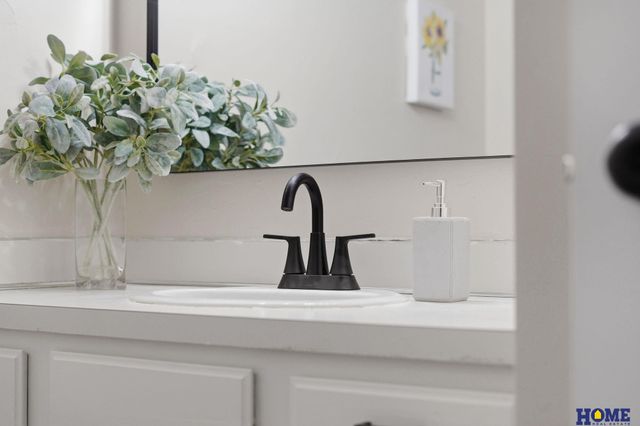 4316 Faulkner Court, Lincoln, NE 68516