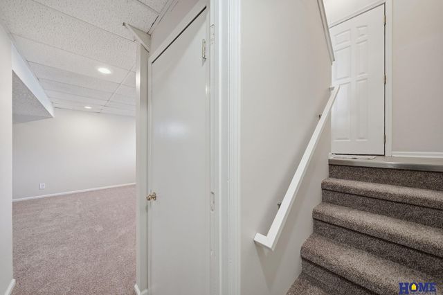 4316 Faulkner Court, Lincoln, NE 68516