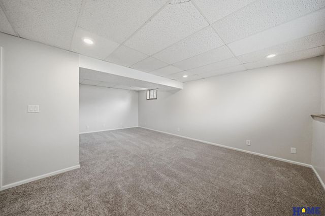 4316 Faulkner Court, Lincoln, NE 68516