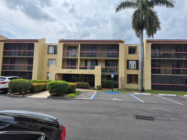 737 SE 1st Way 208, Deerfield Beach, FL 33441