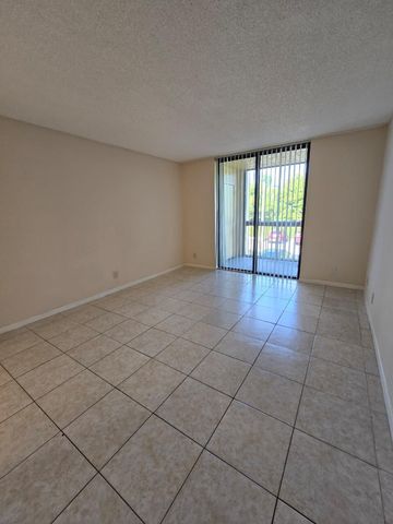 737 SE 1st Way 208, Deerfield Beach, FL 33441