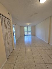 737 SE 1st Way 208, Deerfield Beach, FL 33441