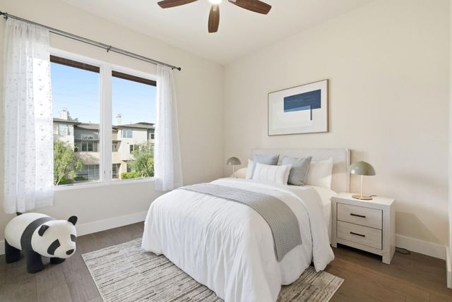 889 N San Antonio Road 2020, Los Altos, CA 94022