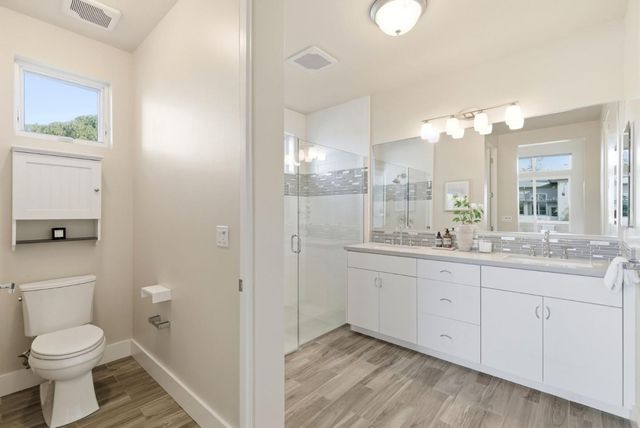 889 N San Antonio Road 2020, Los Altos, CA 94022