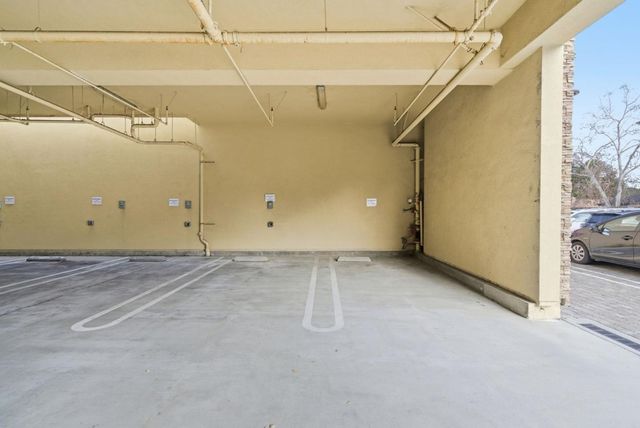 889 N San Antonio Road 2020, Los Altos, CA 94022