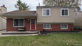 33984 Little Mack Avenue, Clinton Township, MI 48035