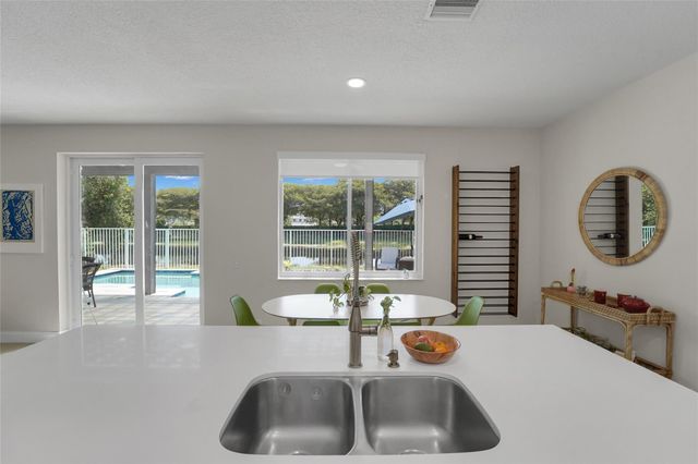 1070 Bluewood Terrace, Weston, FL 33327