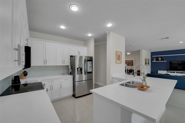 1070 Bluewood Terrace, Weston, FL 33327