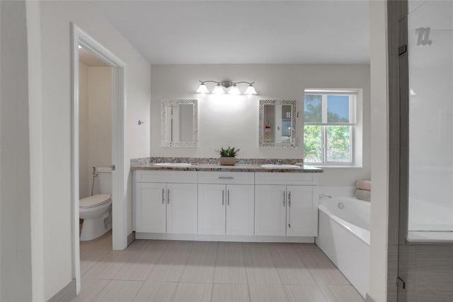 1070 Bluewood Terrace, Weston, FL 33327