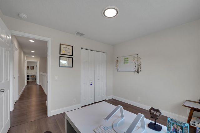 1070 Bluewood Terrace, Weston, FL 33327