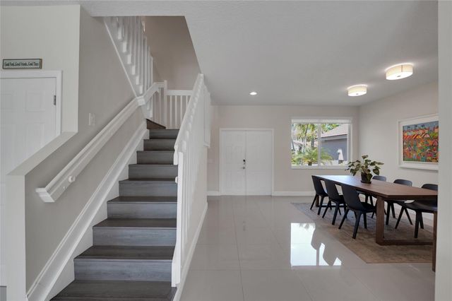 1070 Bluewood Terrace, Weston, FL 33327