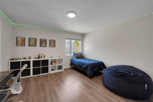 1070 Bluewood Terrace, Weston, FL 33327