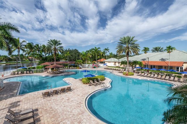 1070 Bluewood Terrace, Weston, FL 33327