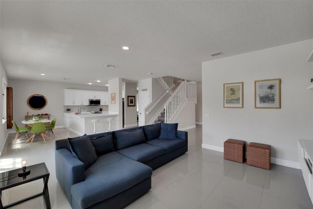 1070 Bluewood Terrace, Weston, FL 33327