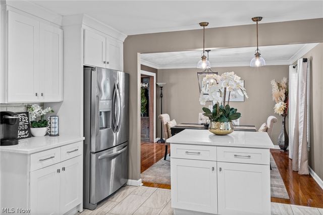 2236 Edgerton Road, University Heights, OH 44118