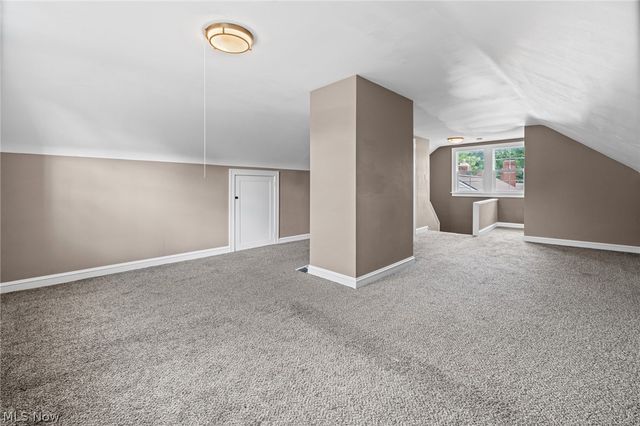 2236 Edgerton Road, University Heights, OH 44118