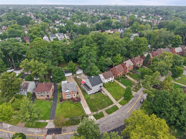 2236 Edgerton Road, University Heights, OH 44118