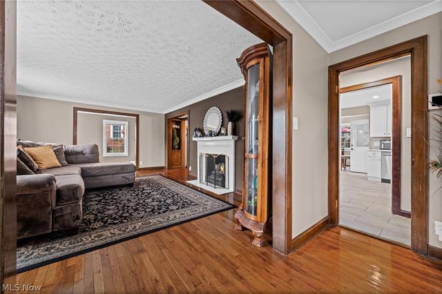 2236 Edgerton Road, University Heights, OH 44118
