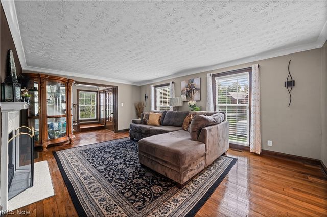 2236 Edgerton Road, University Heights, OH 44118