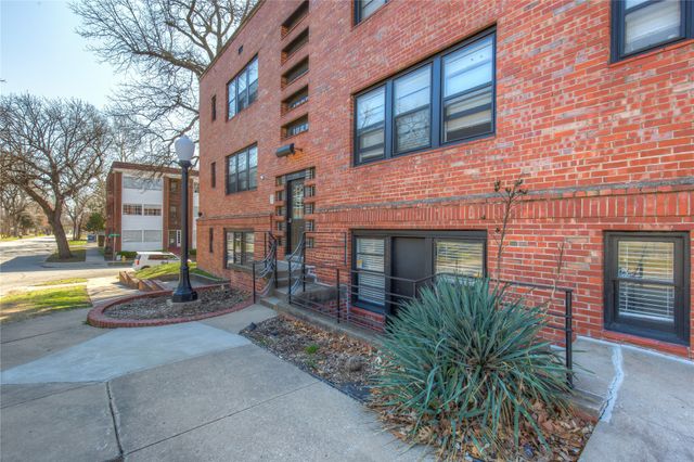 1520 E 17th Street, Tulsa, OK 74120