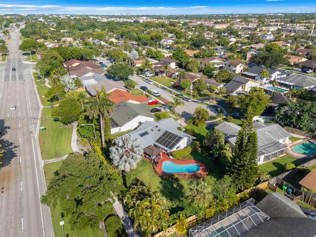 9470 NW 33rd Mnr, Sunrise, FL 33351
