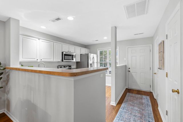 549 Tayrn Drive, Charleston, SC 29492