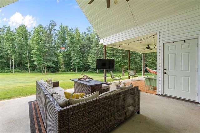 590 W Highway 5, Roopville, GA 30170