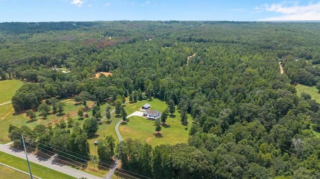590 W Highway 5, Roopville, GA 30170