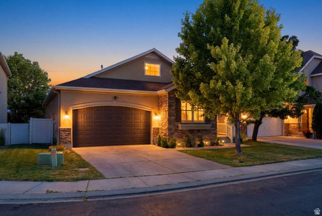 4042 W SCARSBOROUGH LN, West Jordan, UT 84084