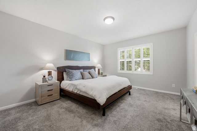 4042 W SCARSBOROUGH LN, West Jordan, UT 84084