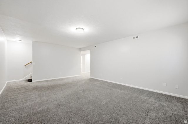 4042 W SCARSBOROUGH LN, West Jordan, UT 84084