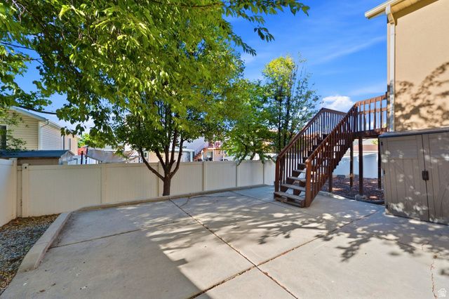 4042 W SCARSBOROUGH LN, West Jordan, UT 84084