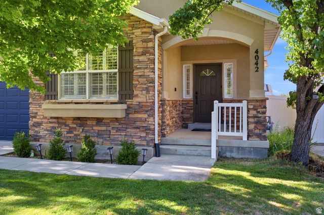 4042 W SCARSBOROUGH LN, West Jordan, UT 84084