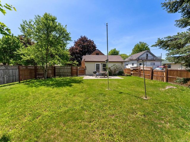 1528 Ashland AVENUE, Sheboygan, WI 53081