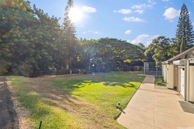 98-500 Koauka Loop 17A, Aiea, HI 96701