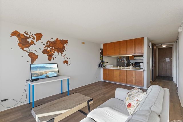 98-500 Koauka Loop 17A, Aiea, HI 96701