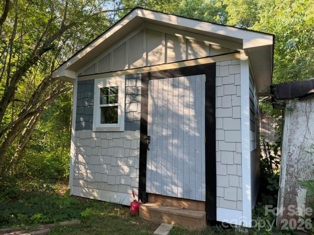 1131 Echo Glen Road, Charlotte, NC 28213