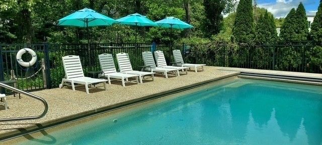 3 Wolf Rd, Bourne, MA 02532