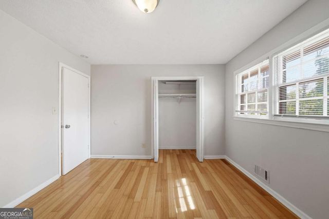 2937 Pebble Lane, Snellville, GA 30078