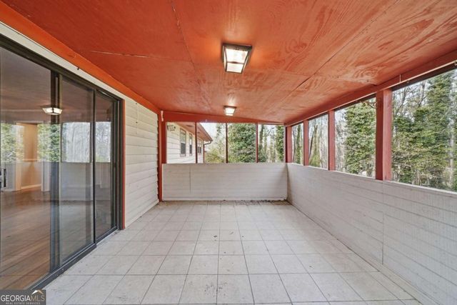 2937 Pebble Lane, Snellville, GA 30078