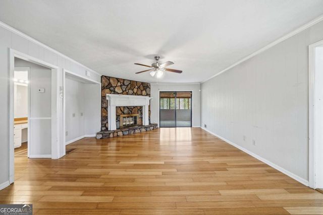 2937 Pebble Lane, Snellville, GA 30078