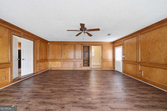 2937 Pebble Lane, Snellville, GA 30078