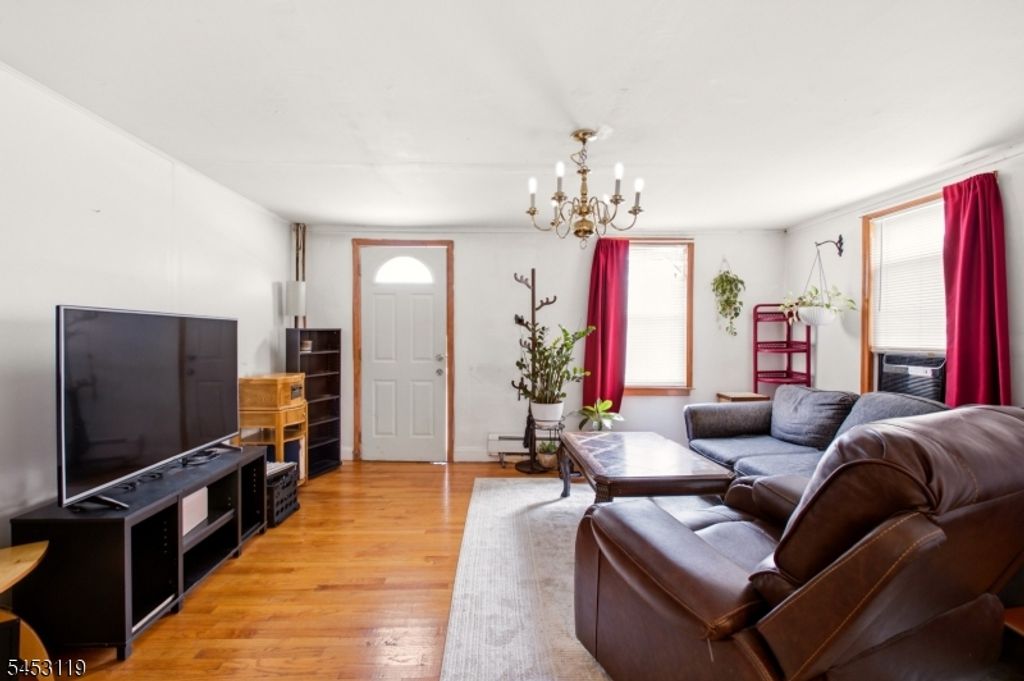 87 W Somerset St, Raritan Boro, NJ 08869 — photo 3