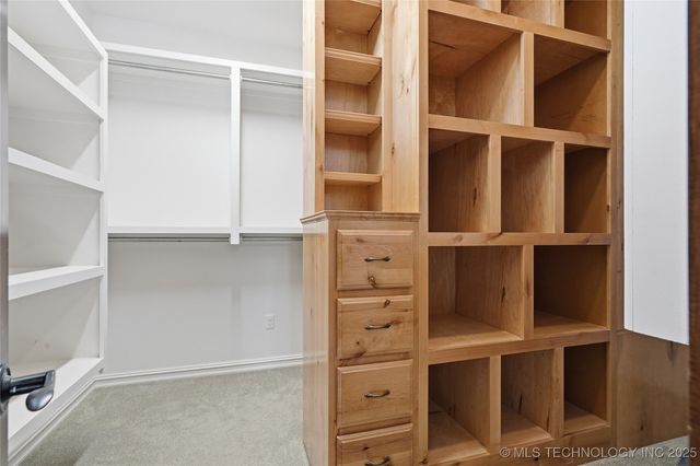 9570 E 103rd Street, Tulsa, OK 74133