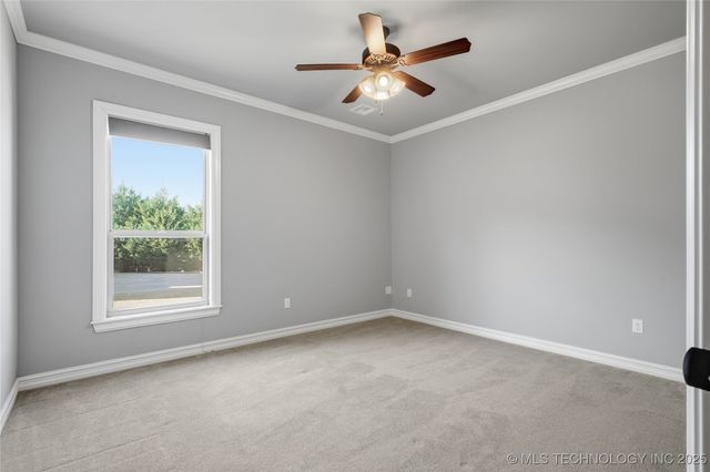 9570 E 103rd Street, Tulsa, OK 74133